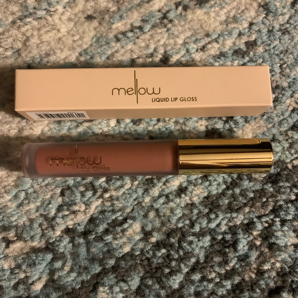 Mauve Lip Gloss